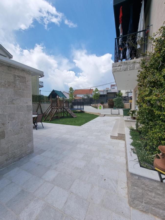 Villa With Pool & Garden Apartment 1 Ognjen Tivat Buitenkant foto